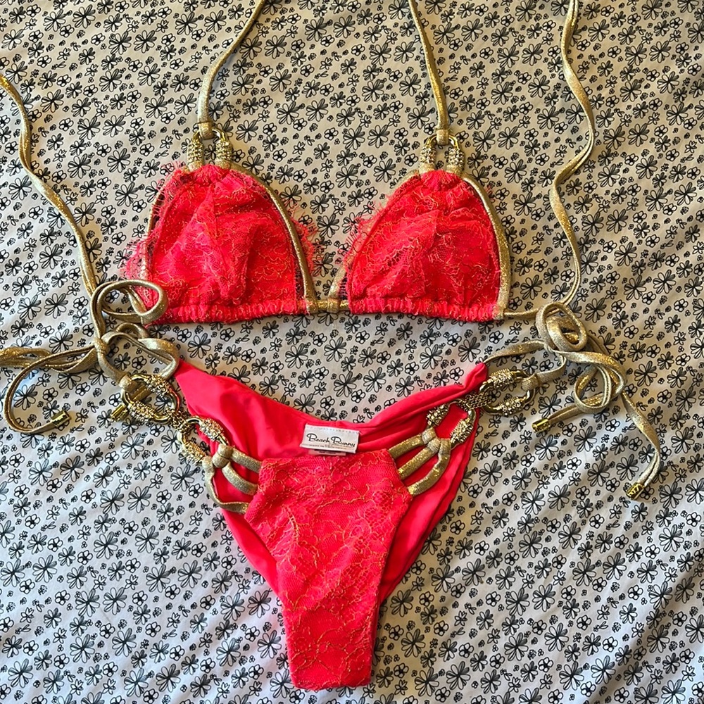 NWOT Beach Bunny Madagascar Bikini